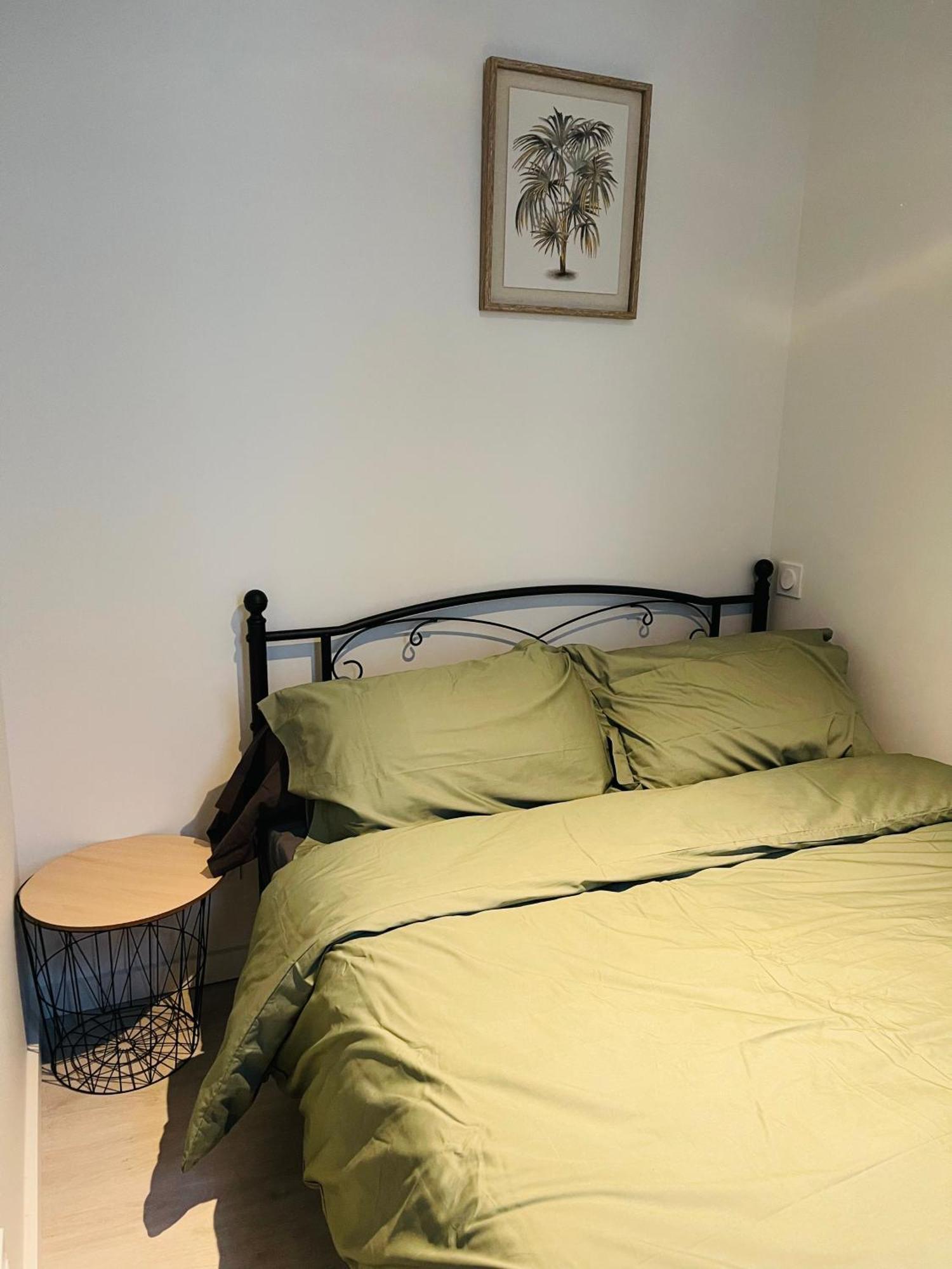 Le Caubous Plein Centre Appartement Calme Avec Chambre Et Cuisine Equipee Bagnères-de-Bigorre Eksteriør bilde